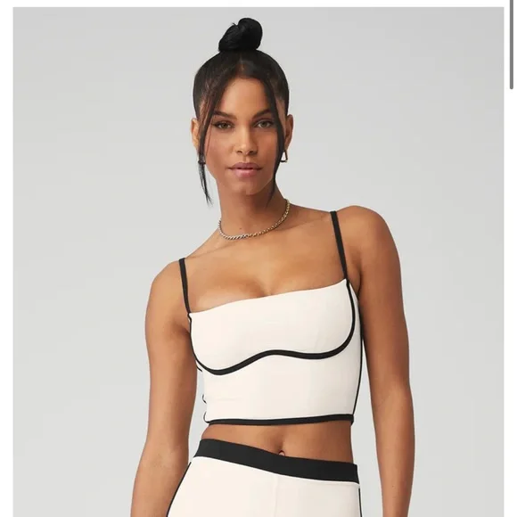 ALO Yoga | Tops | Alo Yoga Airbrush Streamlined Tank In
